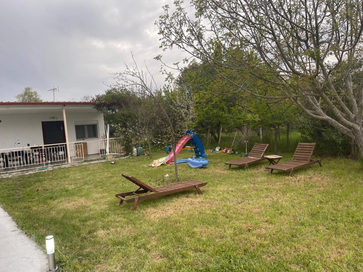 Ευχάριστο Εξοχικό Σπίτι Με Barbeque Lejlighed Skála Foúrkas Eksteriør billede
